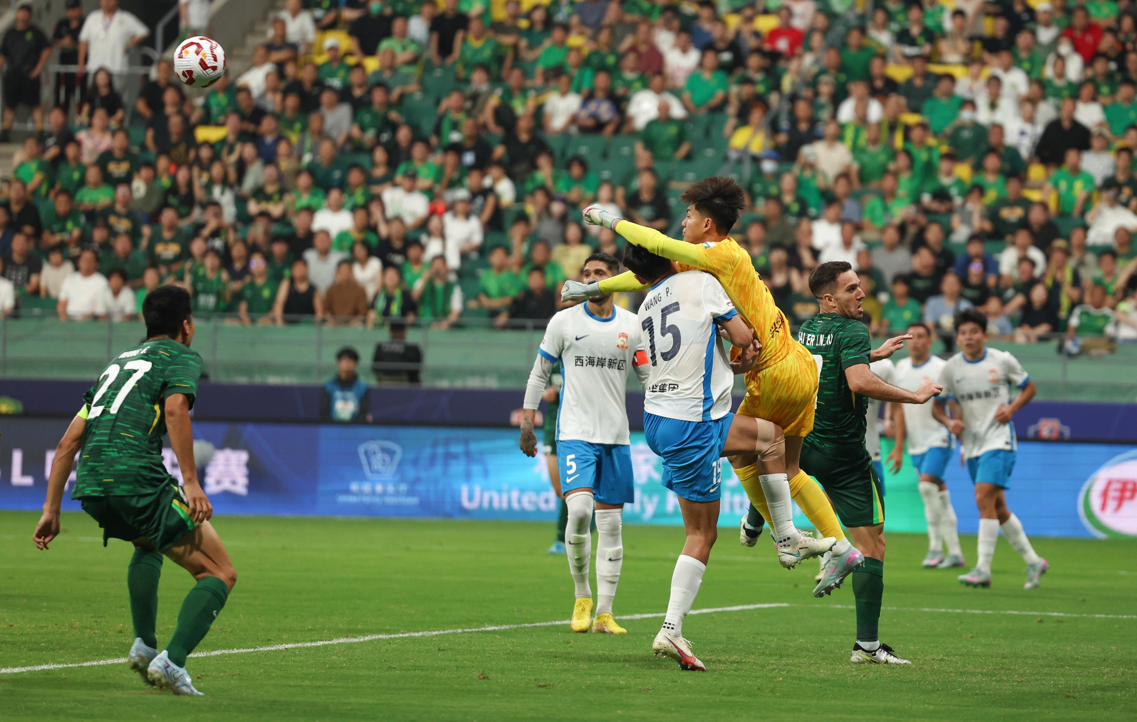 大胜一场！中超球队跻身高层比赛的简单介绍