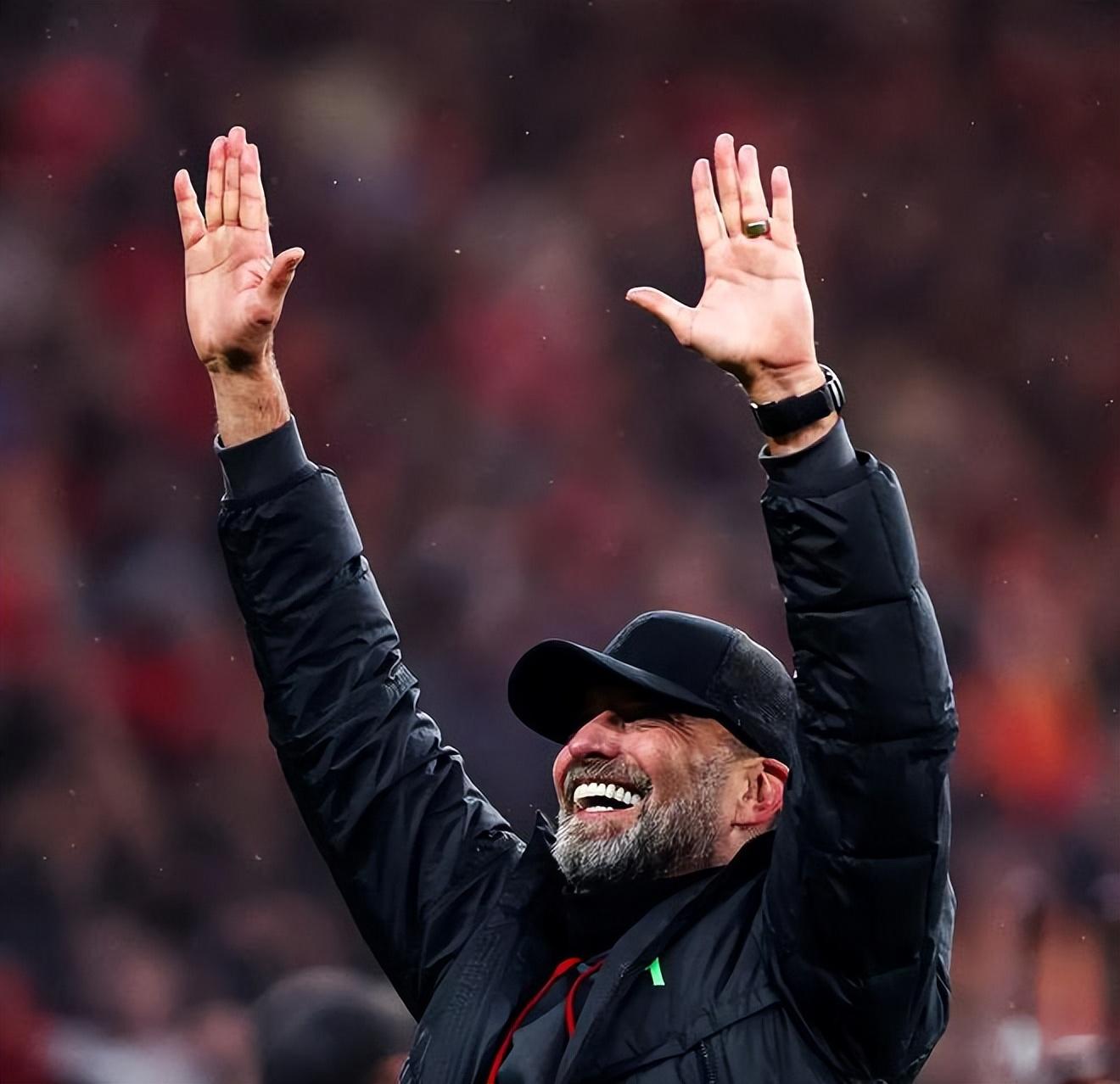 开云体育官方入口-包含冠军争夺战白热化，谁能最终笑到最后的词条