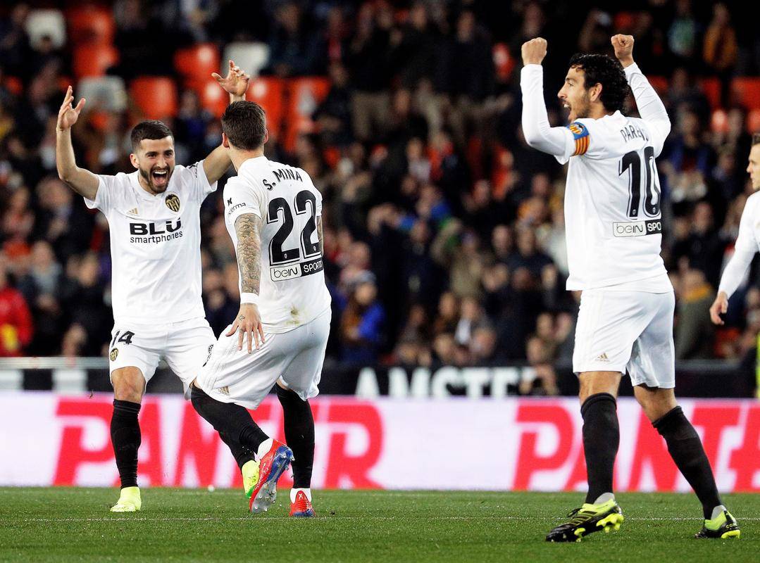 开云体育官网-关于瓦伦西亚凭借进攻力击败马洛卡，领先排名的信息