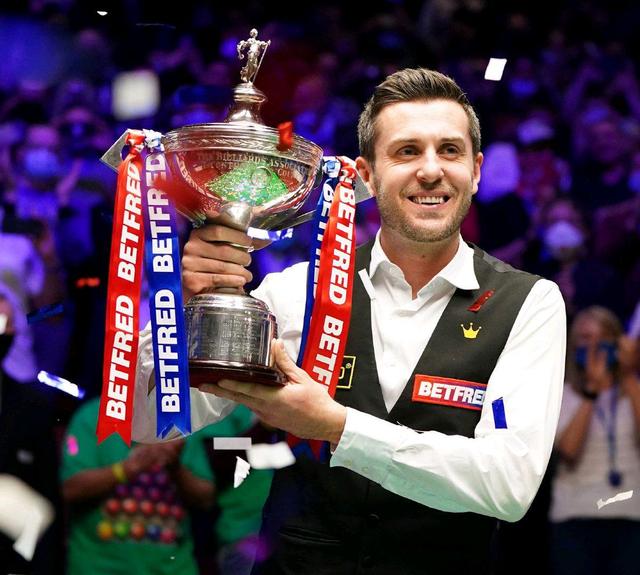 里尔主场告捷，卫冕冠军势如破竹的简单介绍