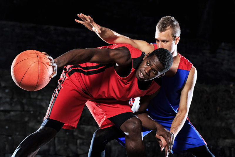 开云体育入口-非洲明星球员在国外篮球联赛中创造历史