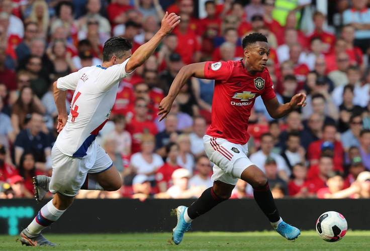 曼城主场战平,英超前四位置稍显不稳 曼城主场战平,英超前四位置稍显不稳