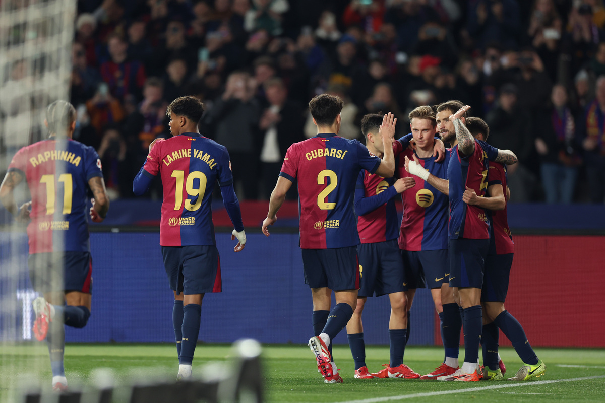 开云体育亚洲官网-包含皇家社会客场大胜，重返联赛领先位置的词条