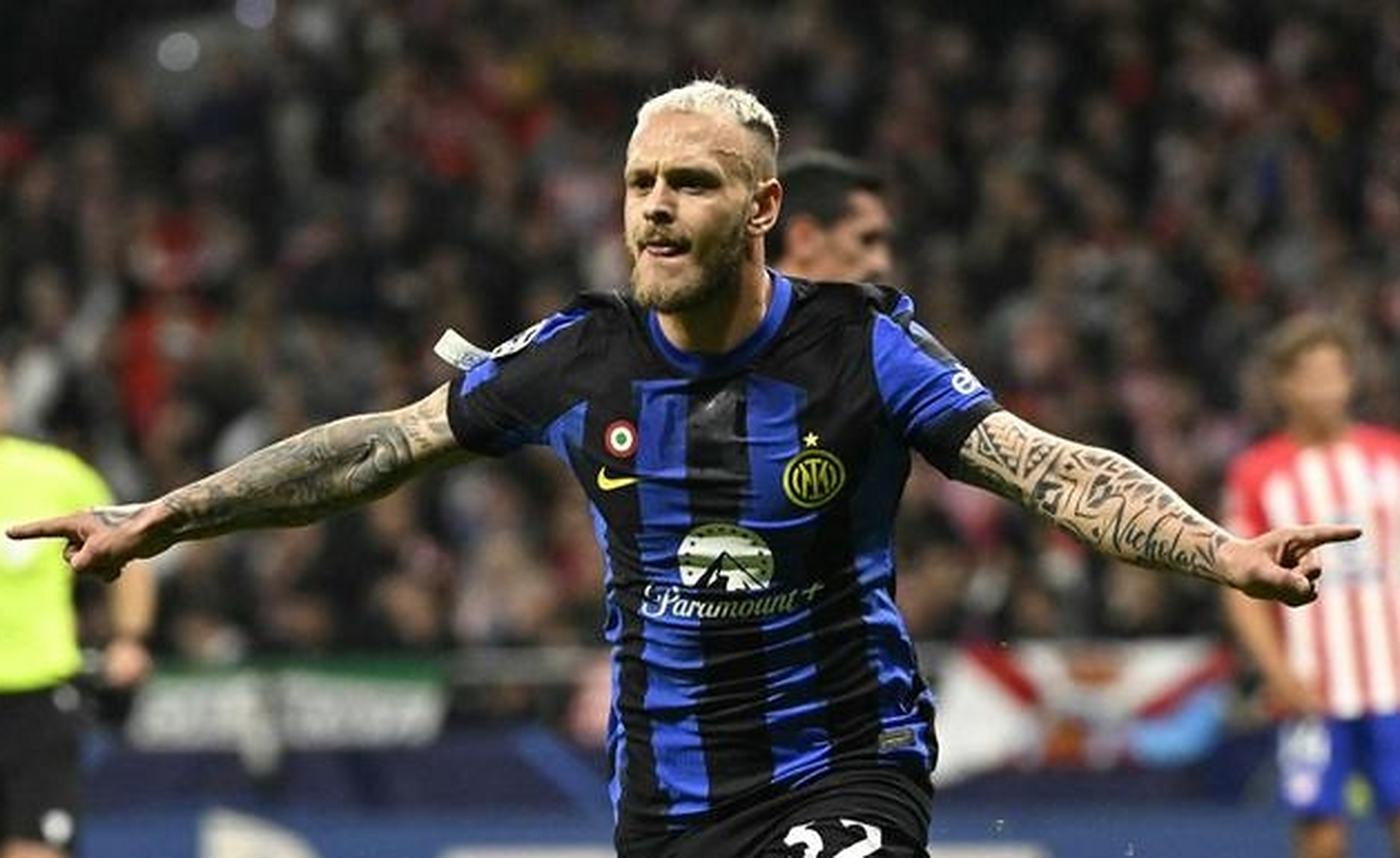 包含马德里竞技遭遇两连败，晋级形式不明的词条