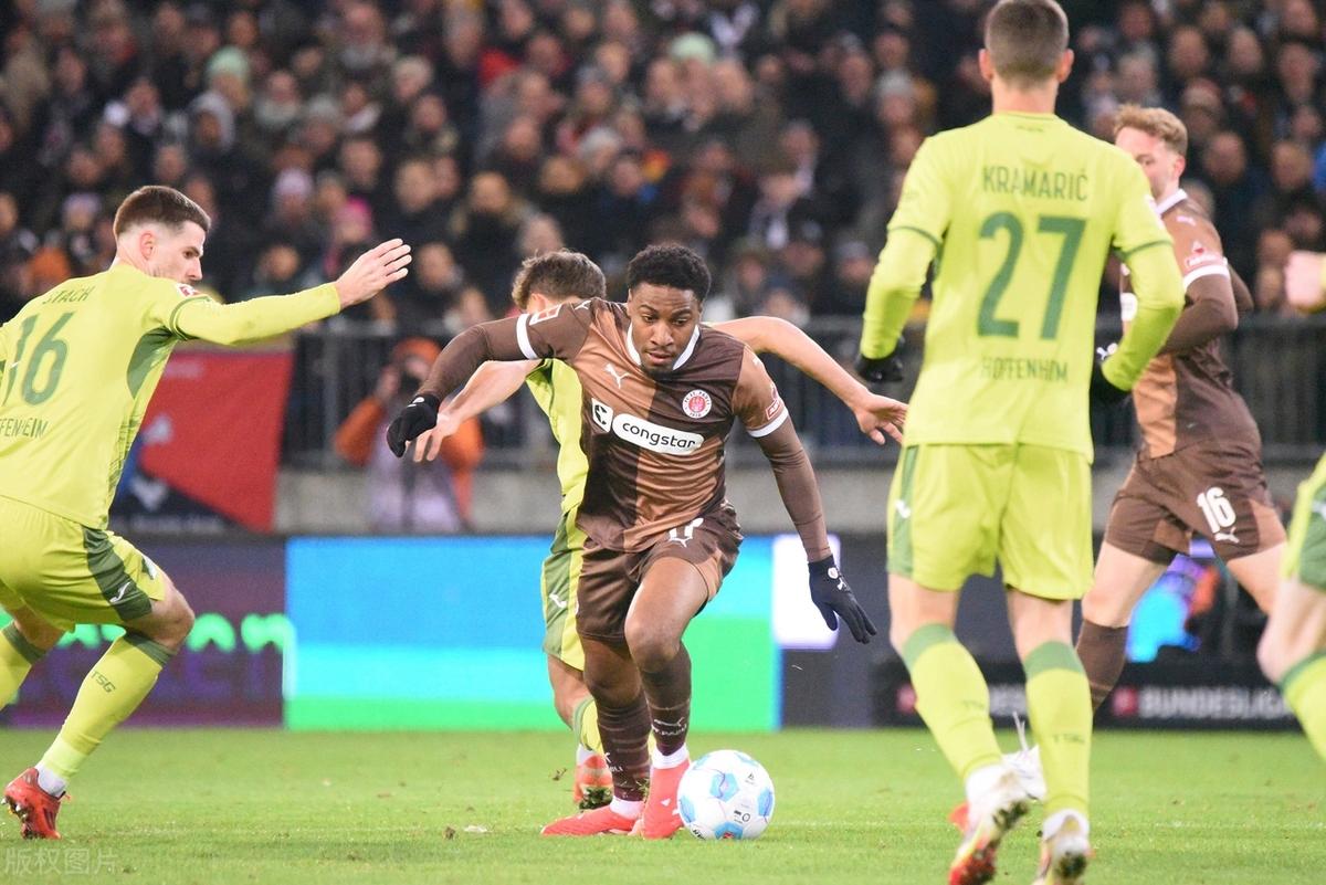 奥格斯堡近期状态低迷难求胜利的简单介绍