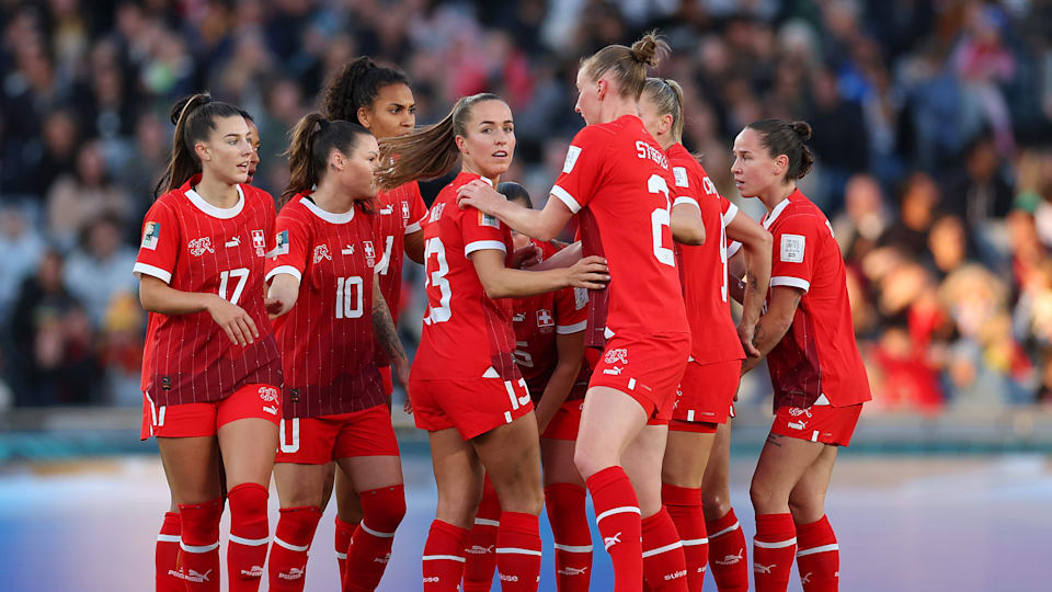 欧预赛精彩瞬间，瑞士力压爱尔兰