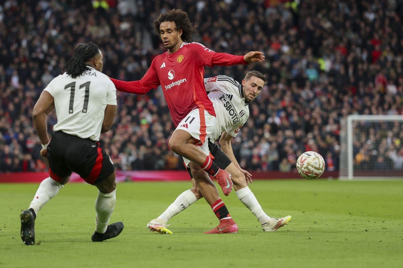 曼联险胜！虽力不从心，但幸运晋级淘汰赛的简单介绍