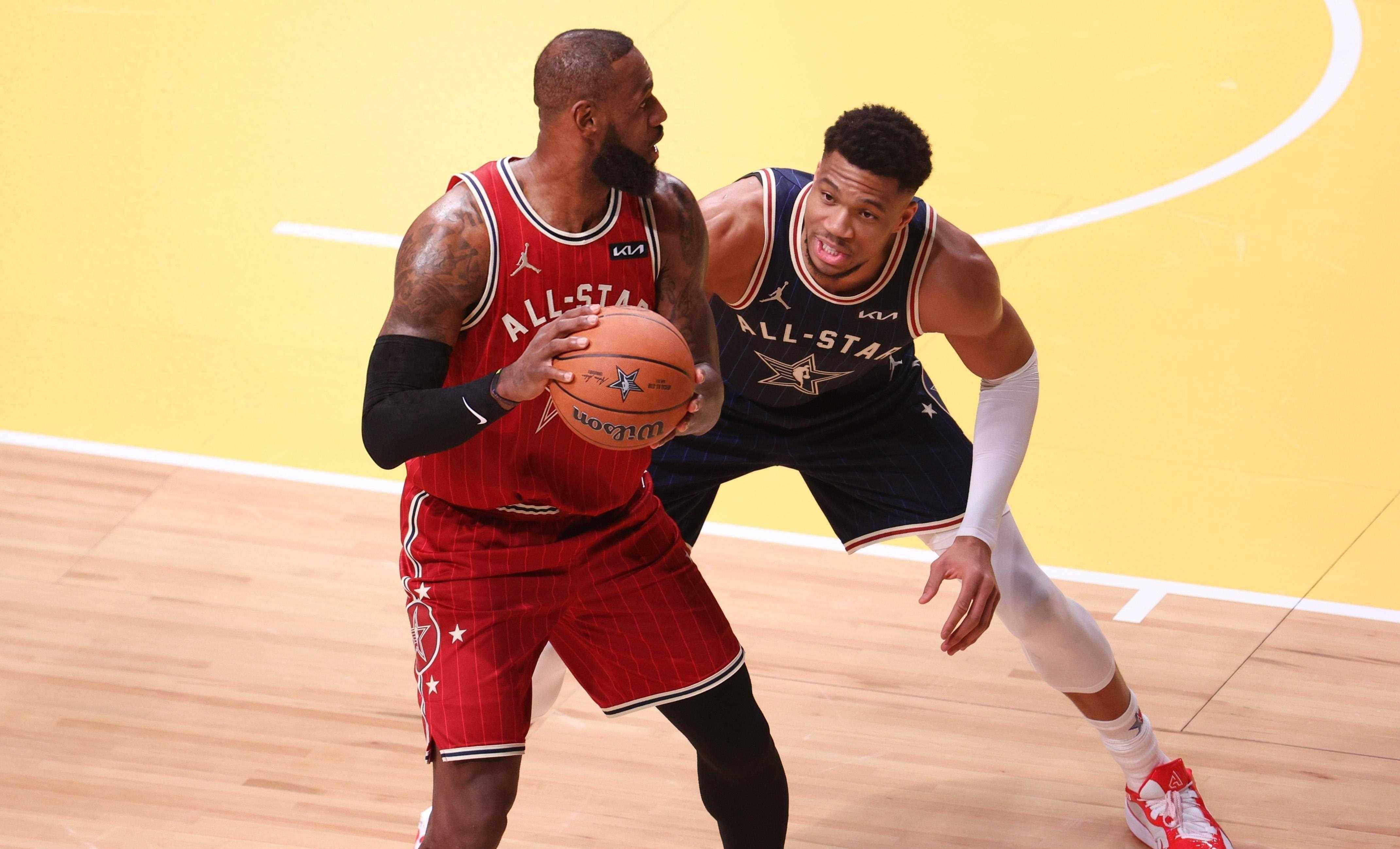 开云体育中国官网-篮球明星将在赛场上展现实力，引人注目