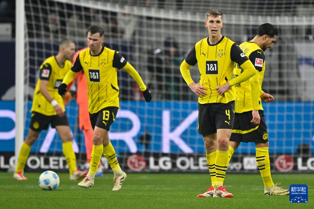 法兰克福队全面压制对手，战无不胜