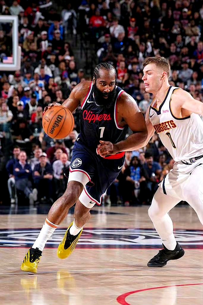 凯尔特人主场遭遇逆转,泰伦-卢砍下高分无法帮助球队获胜 凯尔特人主场遭遇逆转,泰伦-卢砍下高分无法帮助球队获胜