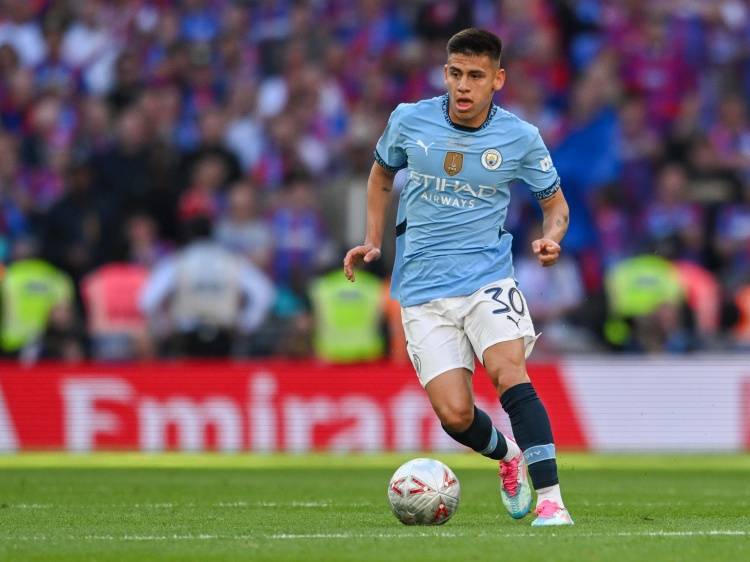 赫罗纳球队表现稳定逐渐回归正轨